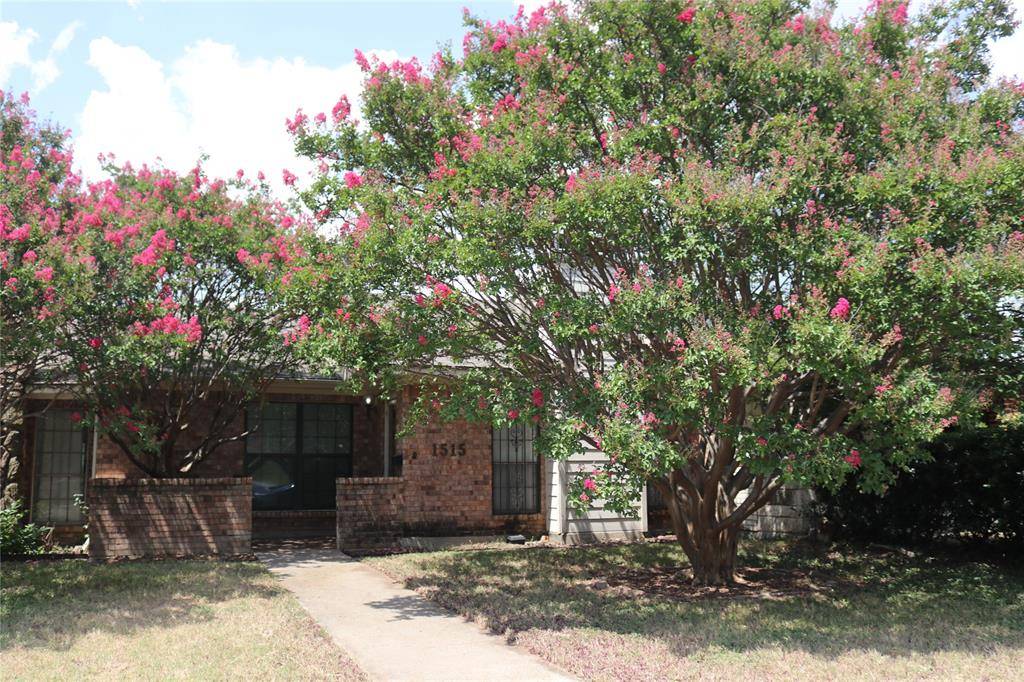 1515 Cherrycrest Street, Dallas, TX 75228