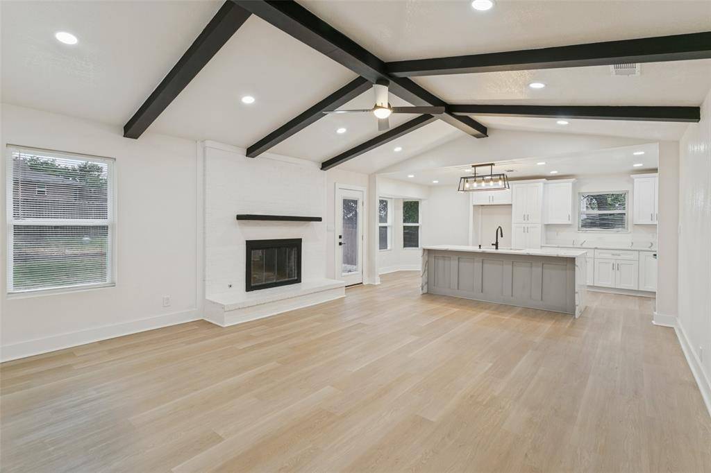 5333 Westminster Court S, Fort Worth, TX 76133