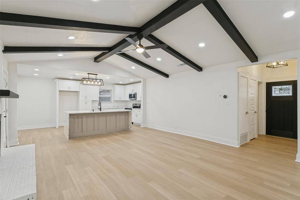 5333 Westminster Court S, Fort Worth, TX 76133