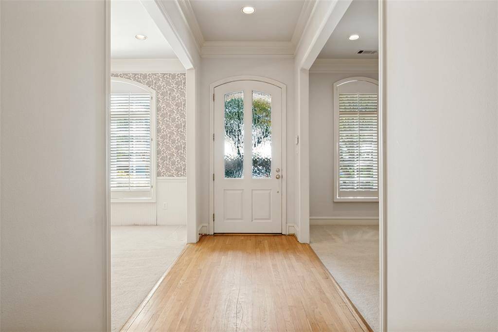 7984 Caruth Court, Dallas, TX 75225