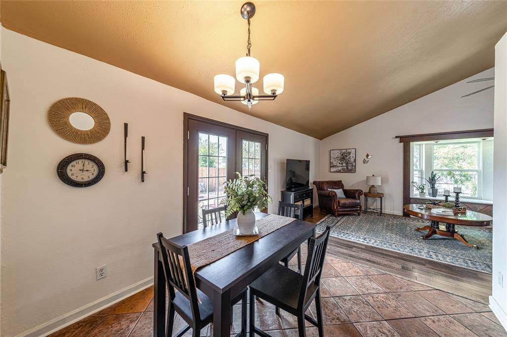 6036 Bogard Drive, The Colony, TX 75056