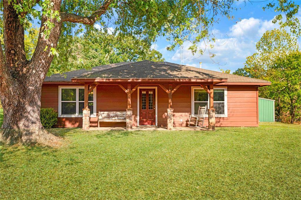 1965 County Road 44250, Powderly, TX 75473