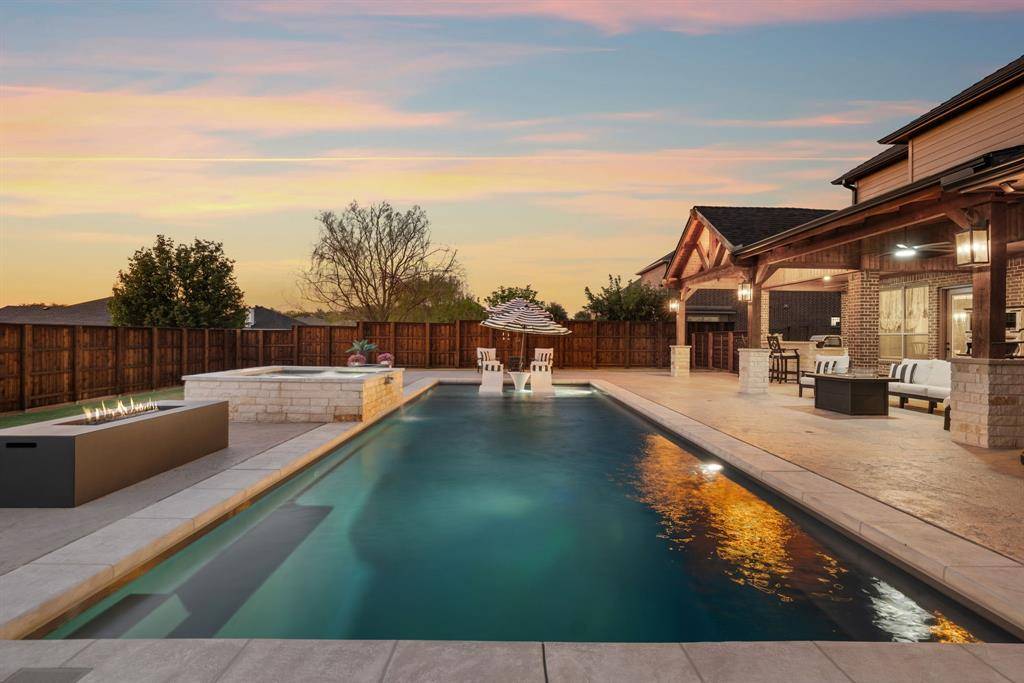 1102 Hidden Oaks Drive, Wylie, TX 75098