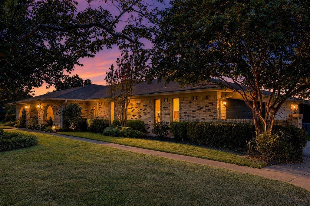 1625 Lakeshore Drive, Sulphur Springs, TX 75482
