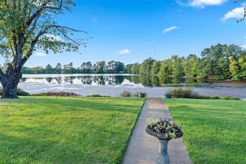 1625 Lakeshore Drive, Sulphur Springs, TX 75482