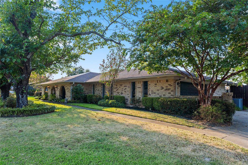 1625 Lakeshore Drive, Sulphur Springs, TX 75482