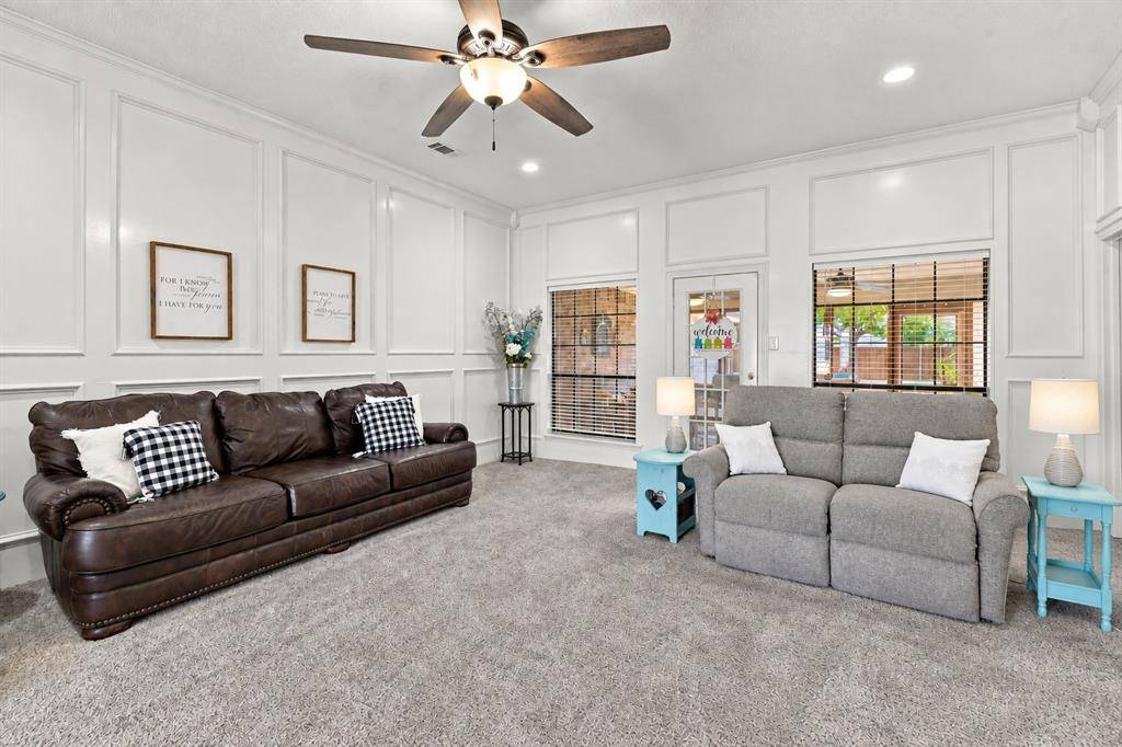 802 Autumn Hill Drive, Wylie, TX 75098