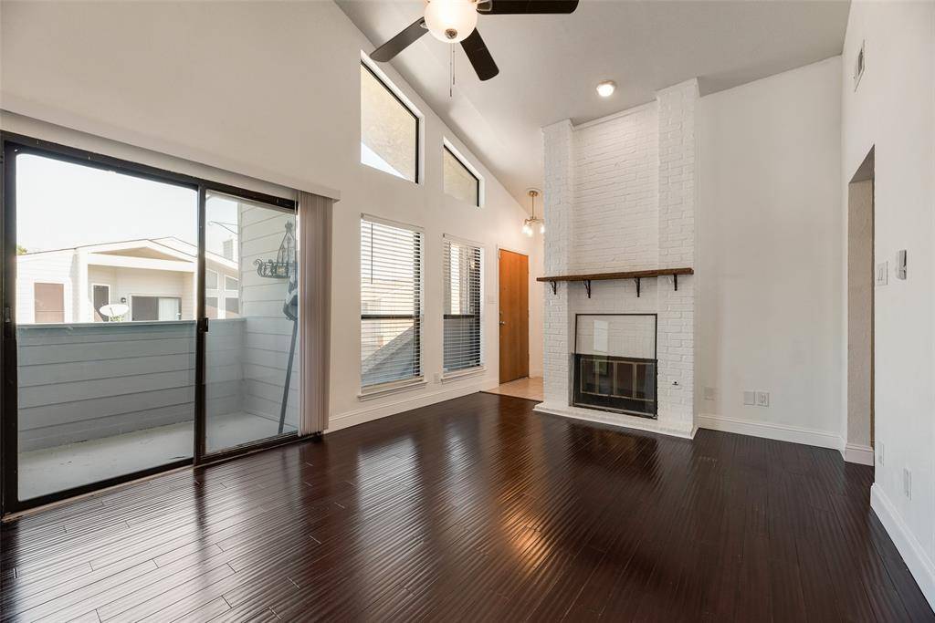 17490 Meandering Way #202, Dallas, TX 75252
