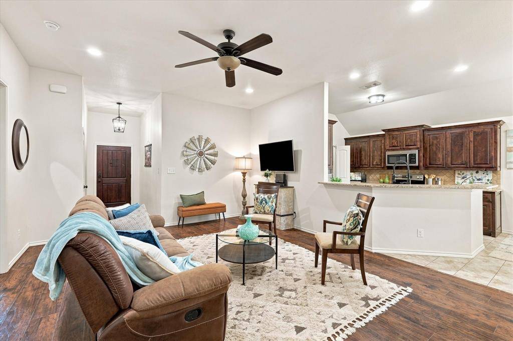 236 Firefly Drive, Springtown, TX 76082