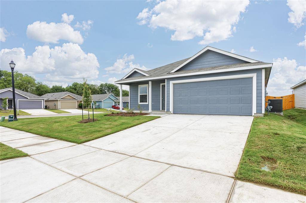 727 Ginkgo Way, Princeton, TX 75407
