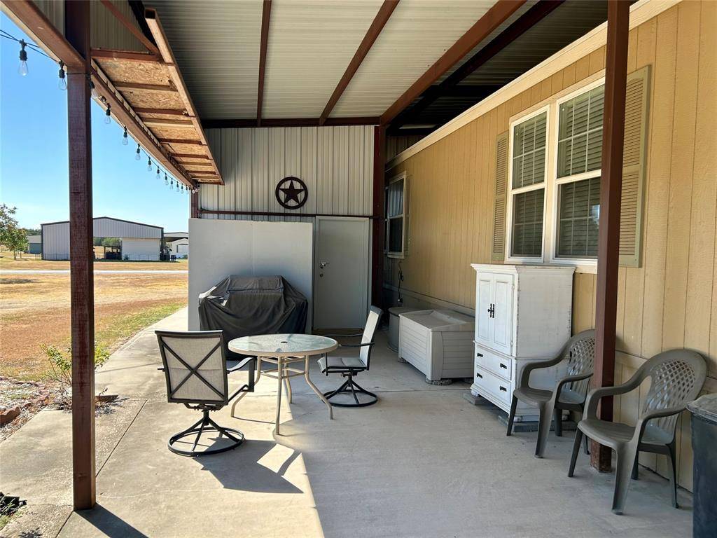 166 Holiday Rambler Drive, Whitney, TX 76692