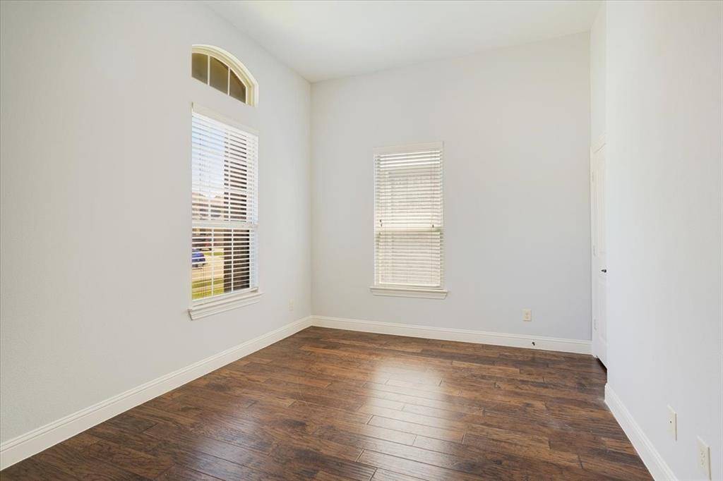 10429 Old Eagle River Lane, Mckinney, TX 75072