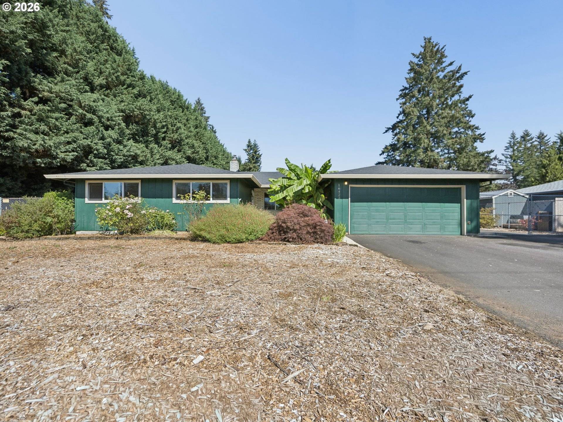16423 S HENRICI RD, Oregon City, OR 97045