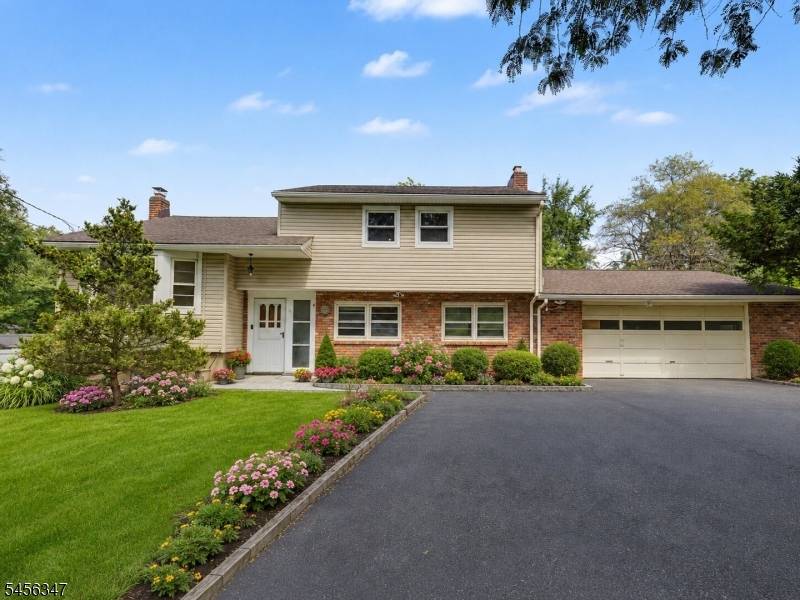 11 Dolly Dr, Parsippany-troy Hills Twp., NJ 07054