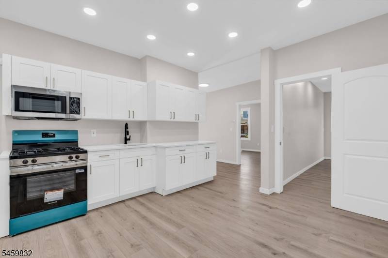 130 19Th Ave, Irvington Twp., NJ 07111