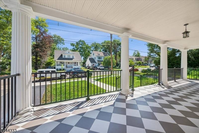 18 Burchfield Ave, Cranford Twp., NJ 07016