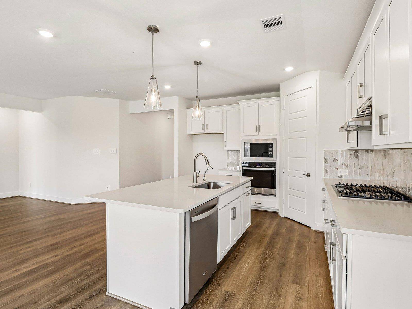 175 Antioch Colony DR, Buda, TX 78610