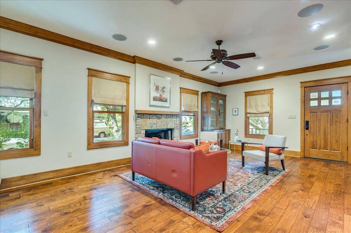 5001 Avenue H, Austin, TX 78751