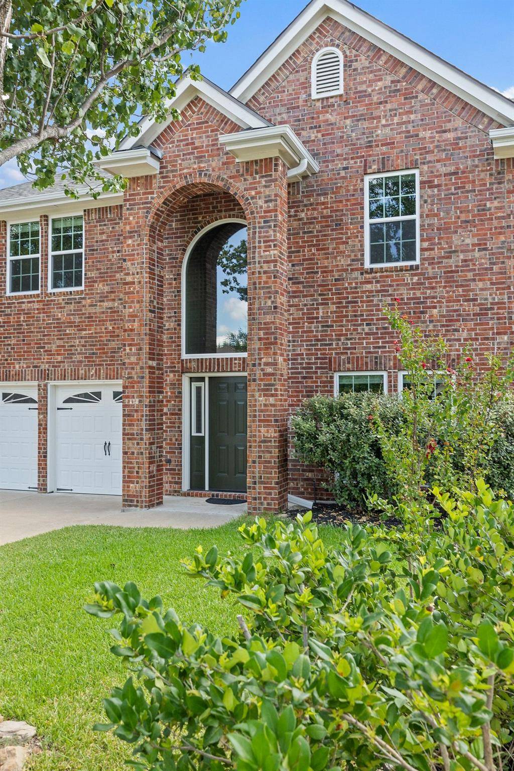 1928 Barnett DR, Cedar Park, TX 78613