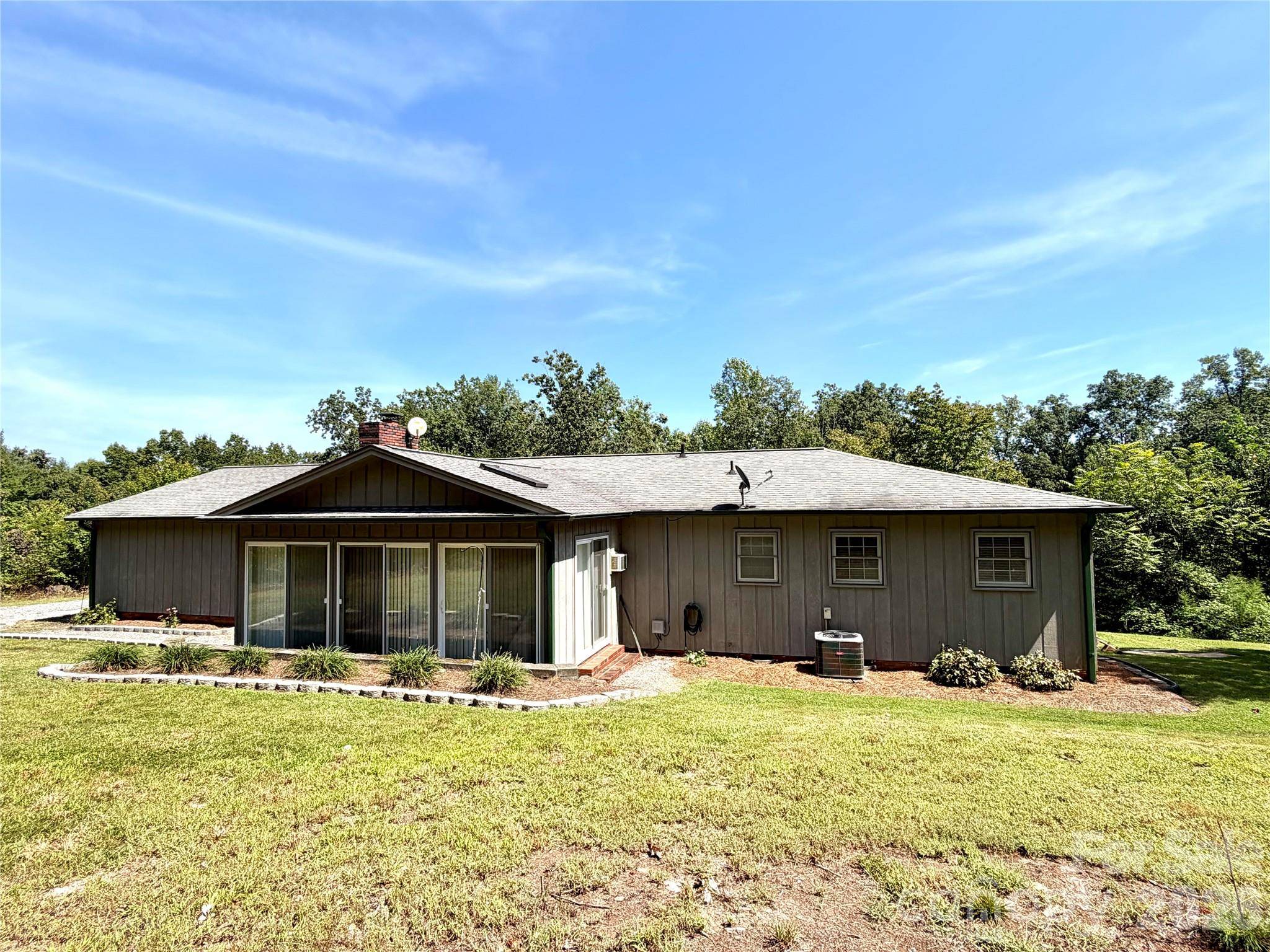 258 Nine Patch LN, Taylorsville, NC 28681