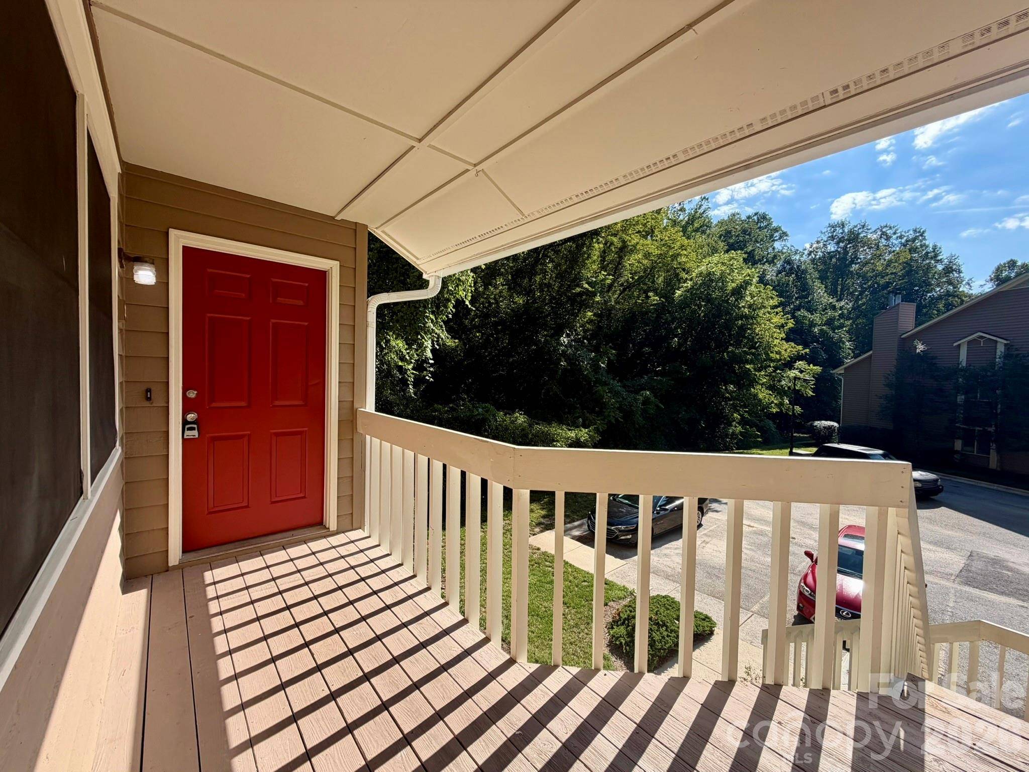 22 Willow Tree RUN, Asheville, NC 28803