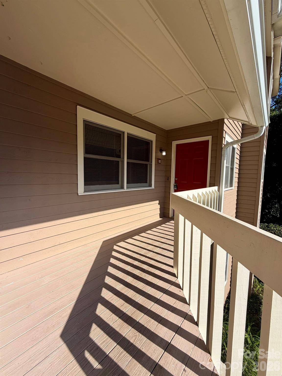 22 Willow Tree RUN, Asheville, NC 28803