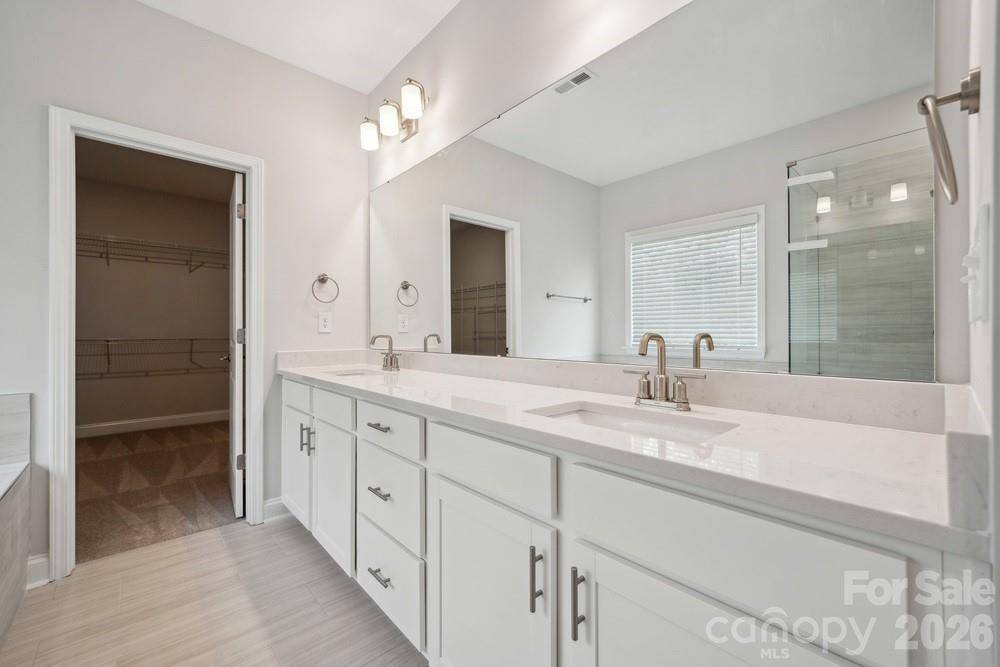207 Holsworthy DR, Mooresville, NC 28115