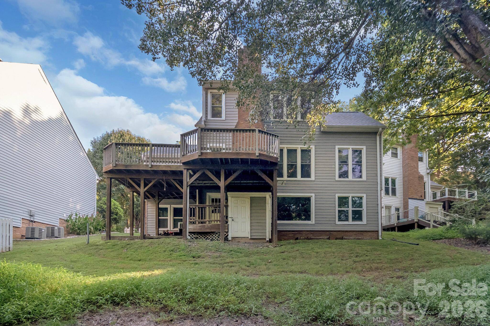 6009 Coaching Inn CT, Charlotte, NC 28270