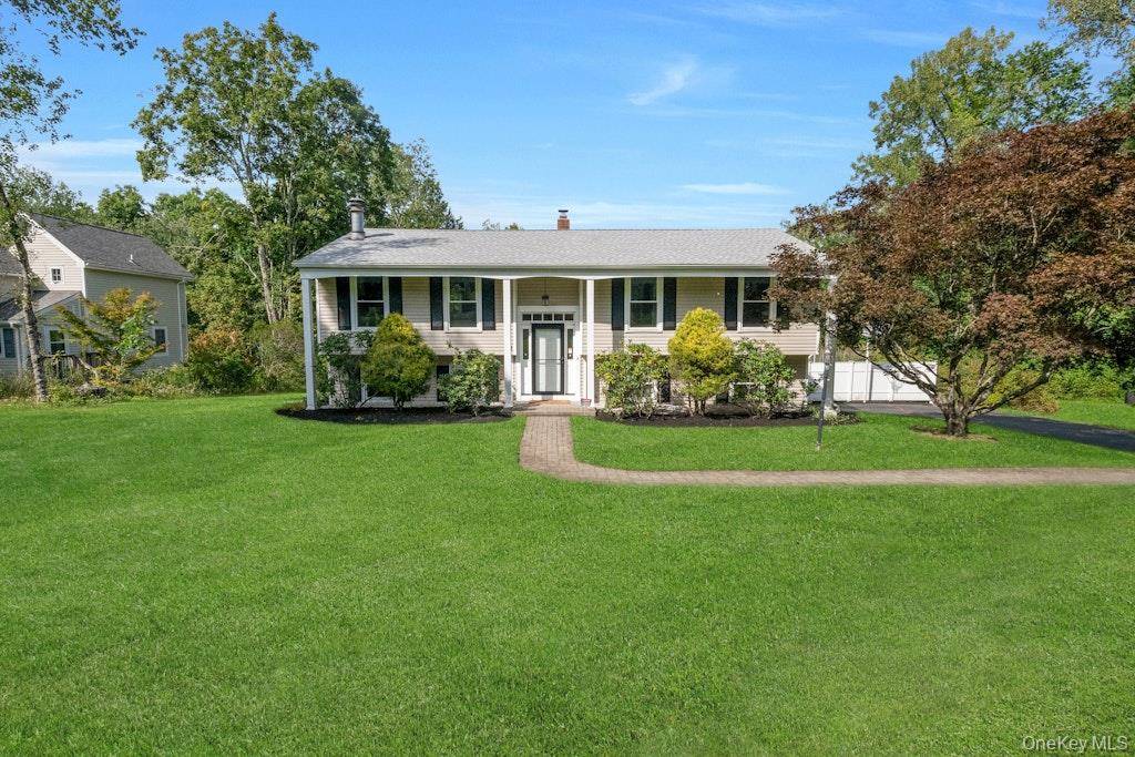 142 Loder RD, Yorktown Heights, NY 10598
