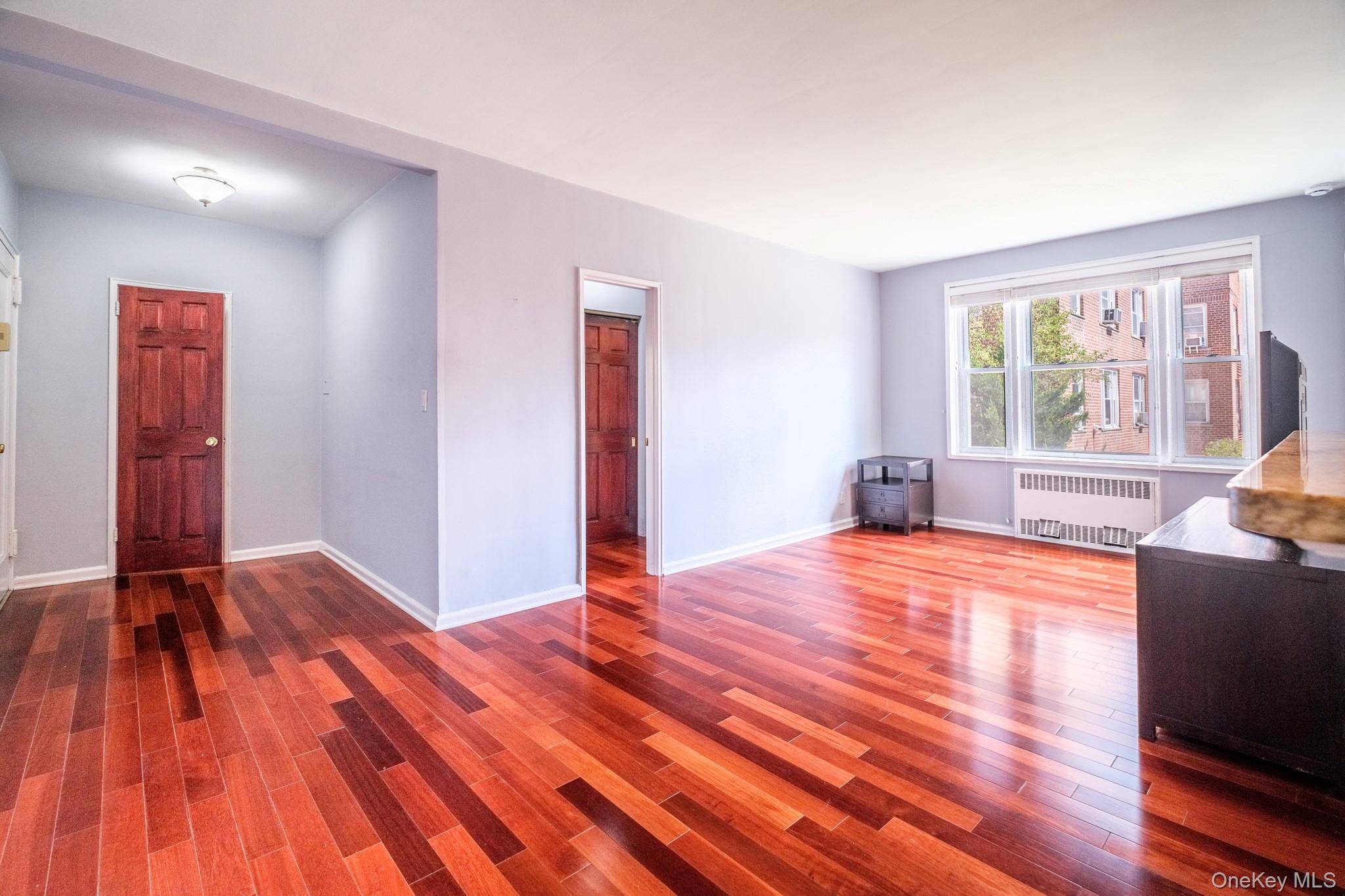 2 Overlook RD #2A3, White Plains, NY 10605