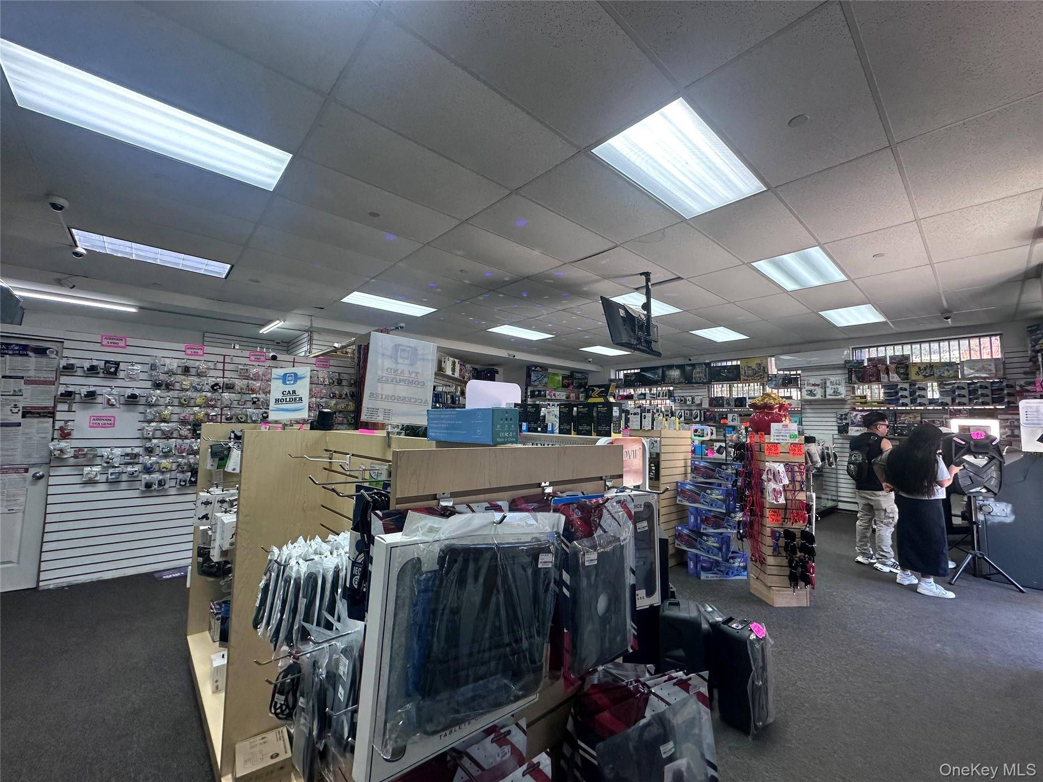107-22 37 DR, Corona, NY 11368