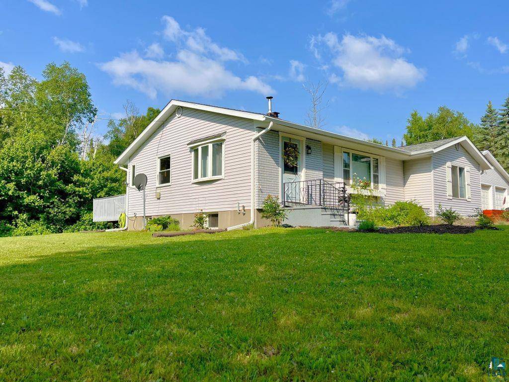 5273 Spruce Ct, Duluth, MN 55804-2909