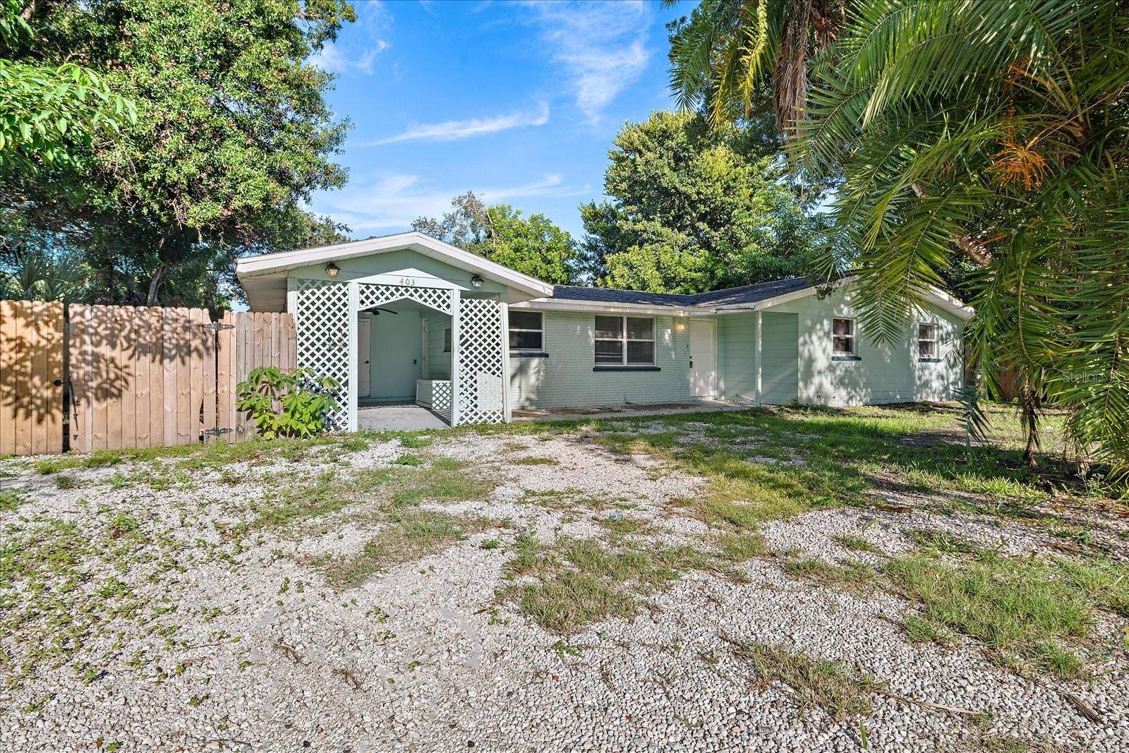 403 PINEWOOD AVE, Nokomis, FL 34275