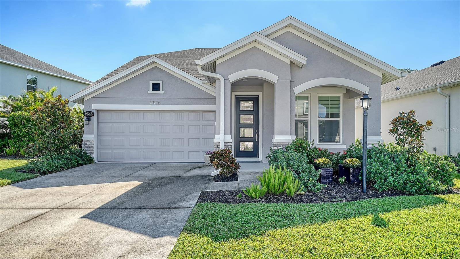 2546 FIREFLAG LN, Sarasota, FL 34232