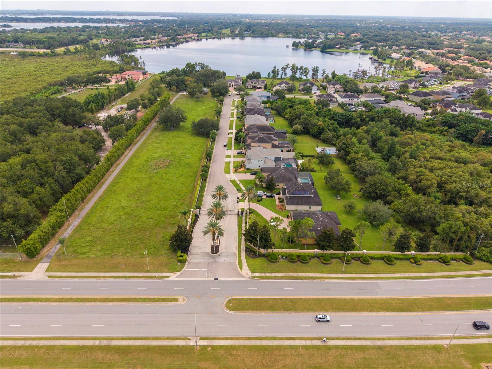 1720 LAKE ROBERTS LANDING DR, Winter Garden, FL 34787