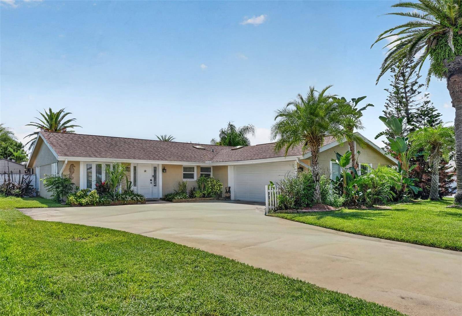 149 SEA ISLE CIR, South Daytona, FL 32119