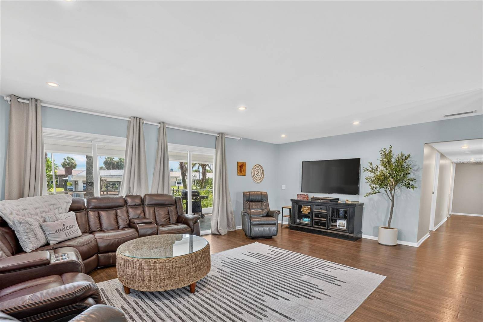 149 SEA ISLE CIR, South Daytona, FL 32119