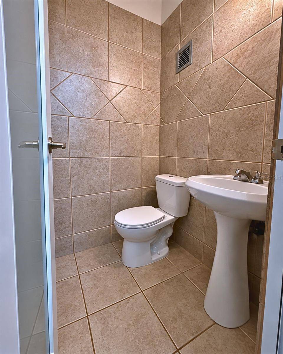 170 Av. Arterial Hostos CONDOMINIO PARQUE CENTRO, EDIFICIO UCAR #2, San Juan, PR 00918