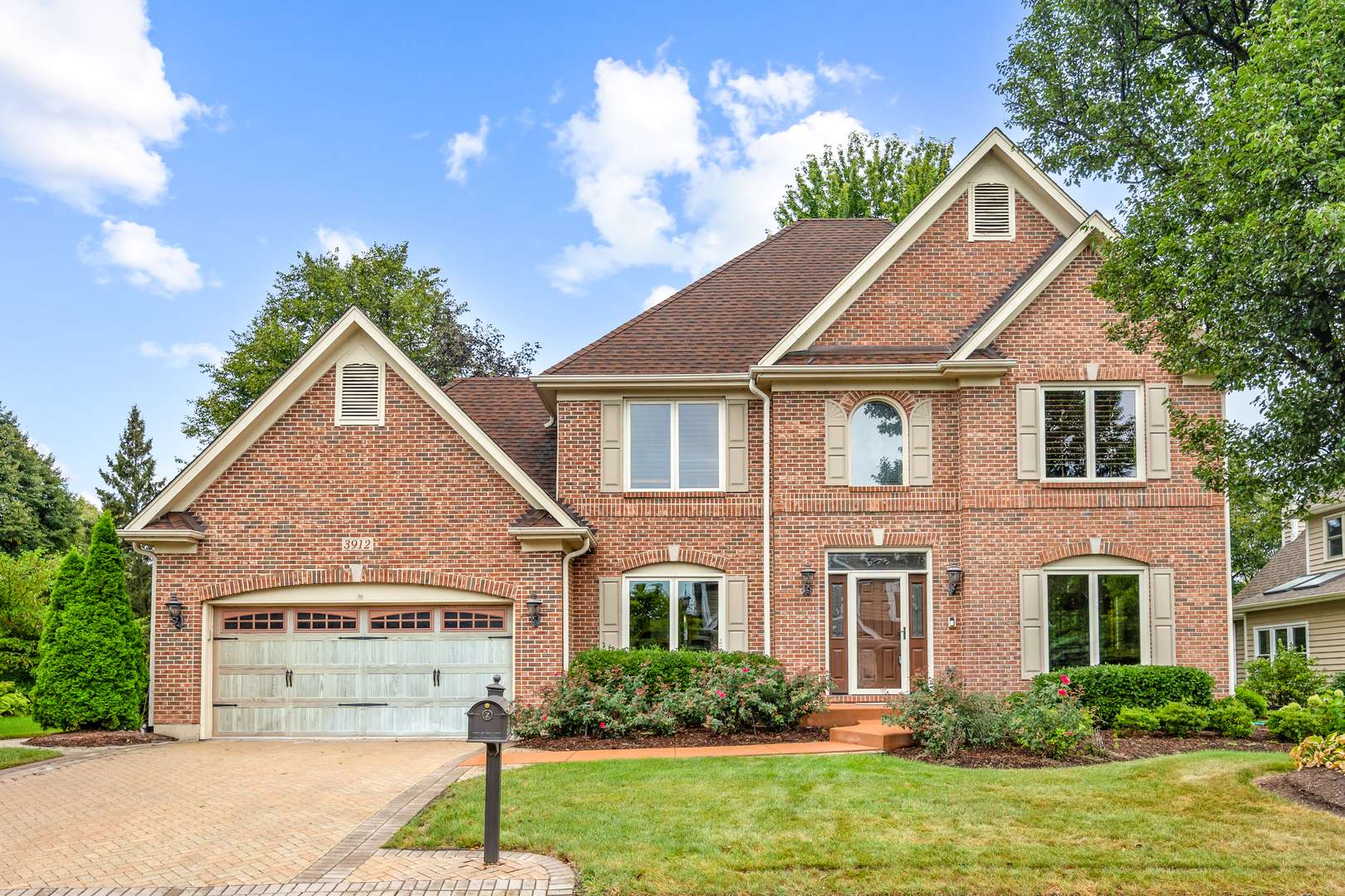 3912 Royal and Ancient DR, St. Charles, IL 60174