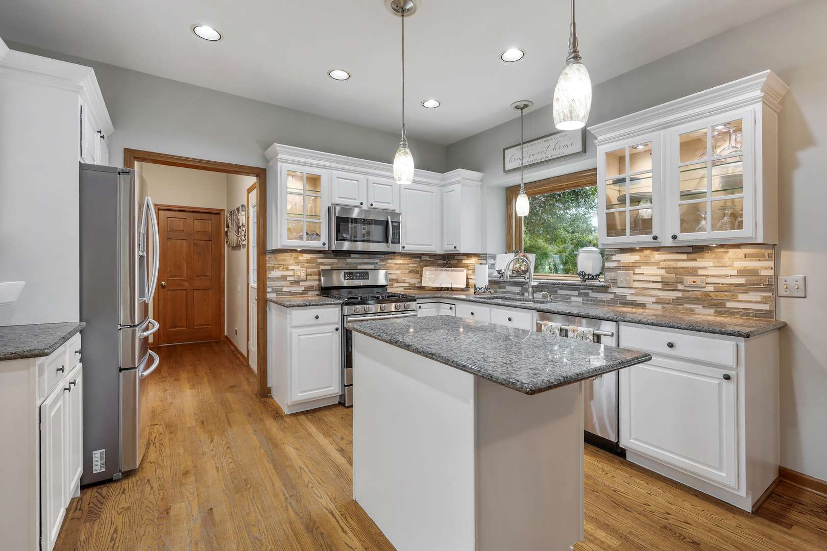 3912 Royal and Ancient DR, St. Charles, IL 60174