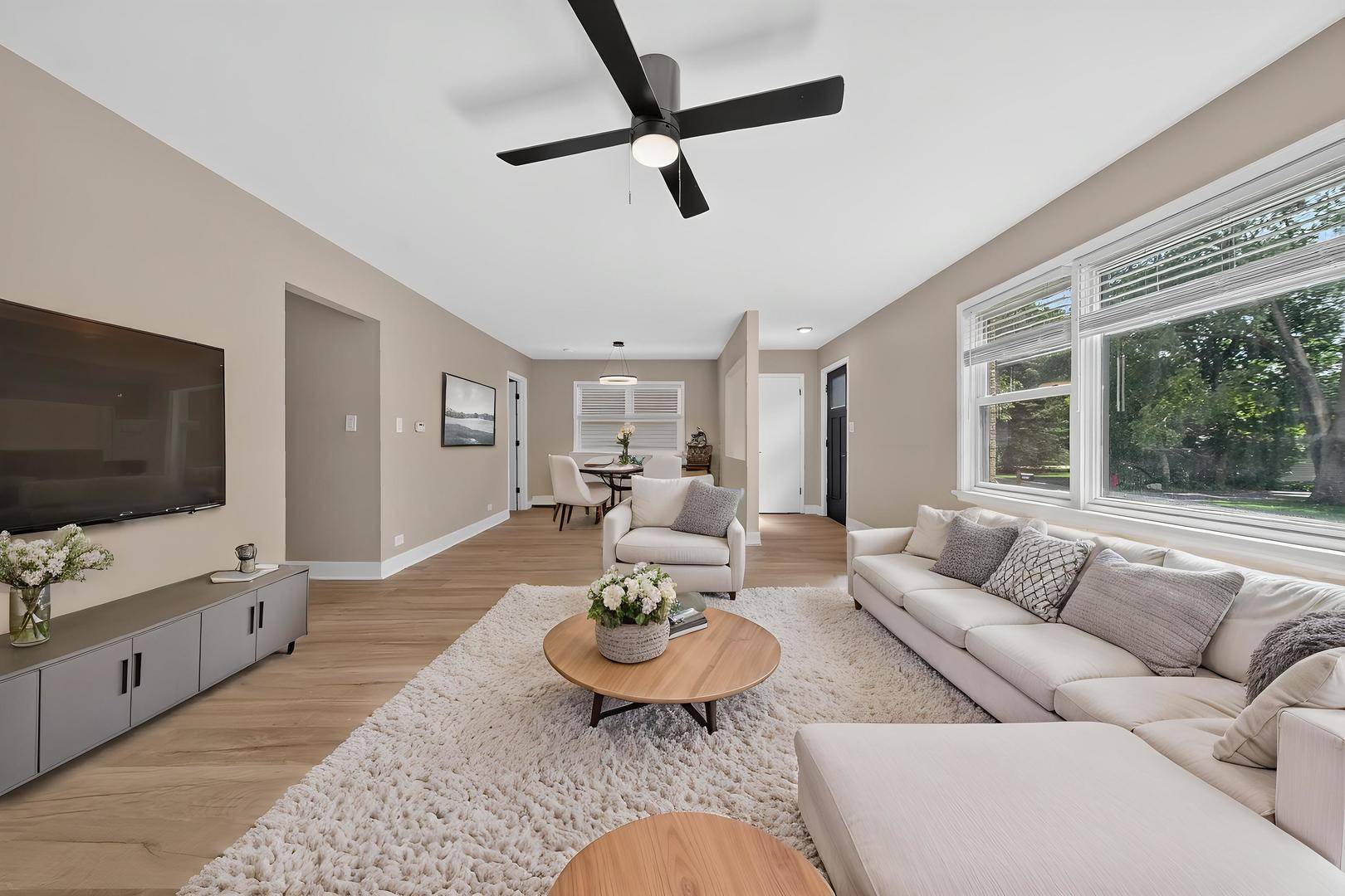 1009 Highland AVE, Wauconda, IL 60084