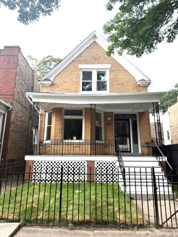 7038 S King DR, Chicago, IL 60637