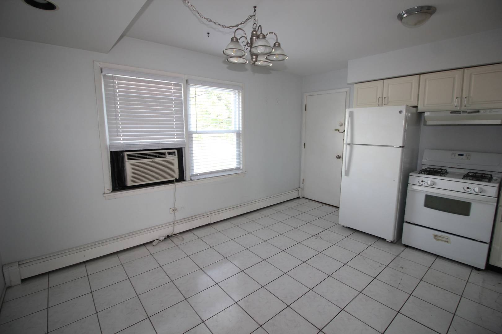 10741 S Pulaski RD #2C, Chicago, IL 60655