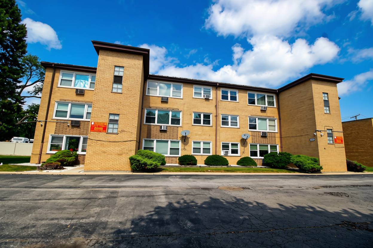 10741 S Pulaski RD #2C, Chicago, IL 60655