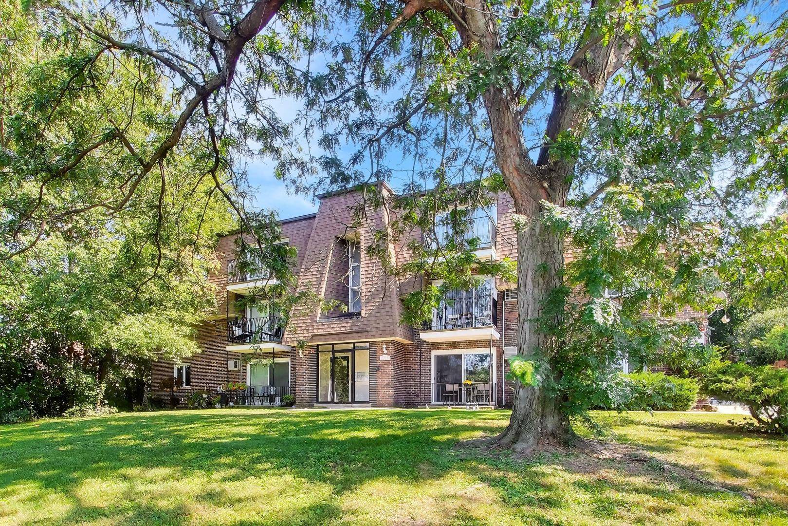 8231 Archer AVE #3, Willow Springs, IL 60480