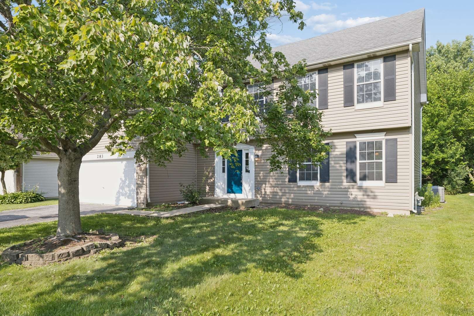 283 Meadowview LN, Aurora, IL 60502