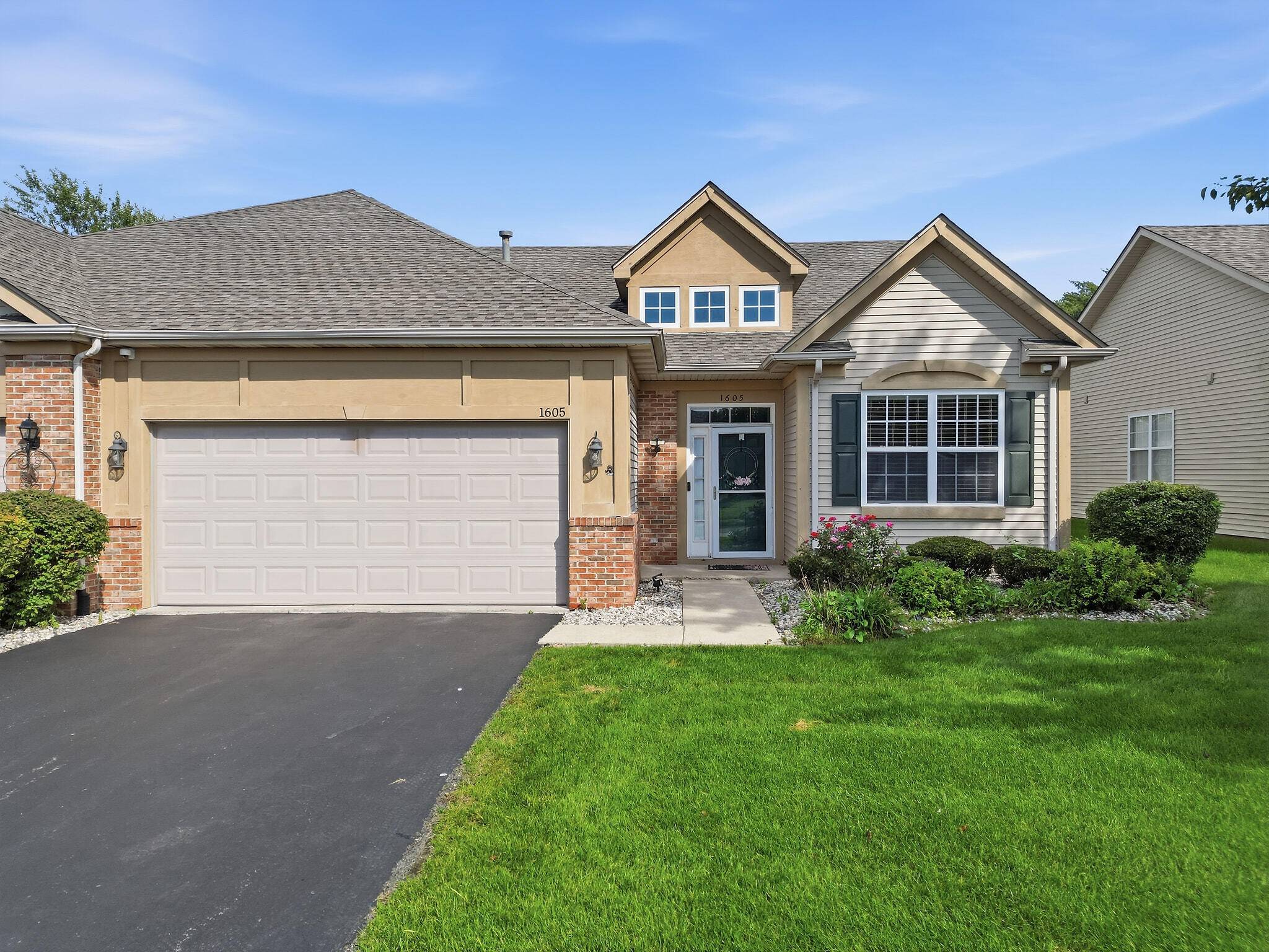 1605 Schaller Lane, Dyer, IN 46311