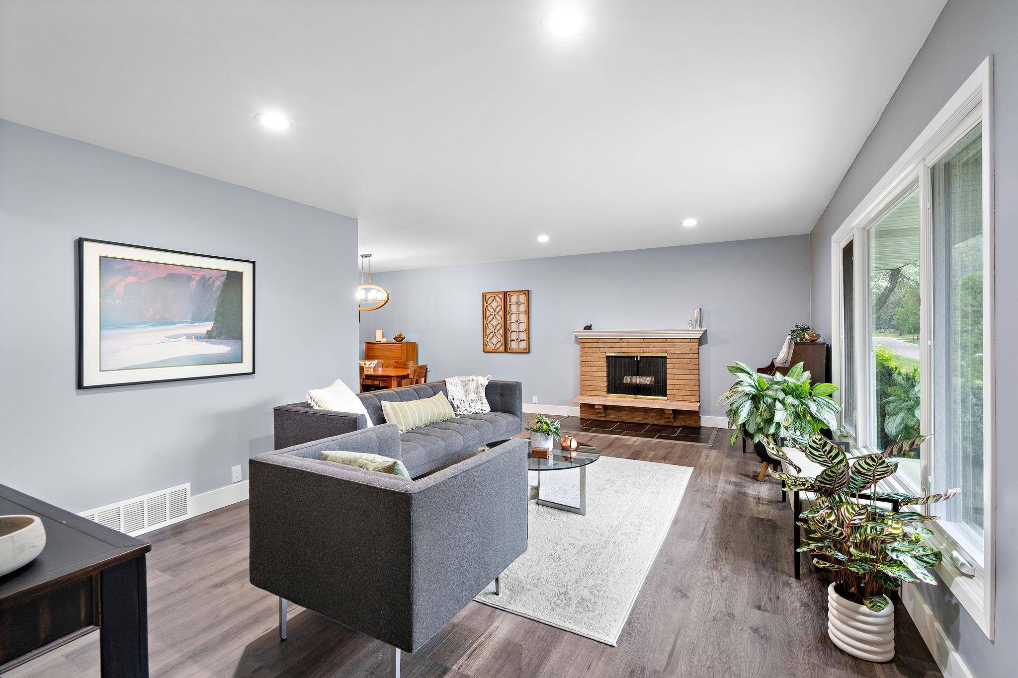 2125 Orkla DR, Golden Valley, MN 55427