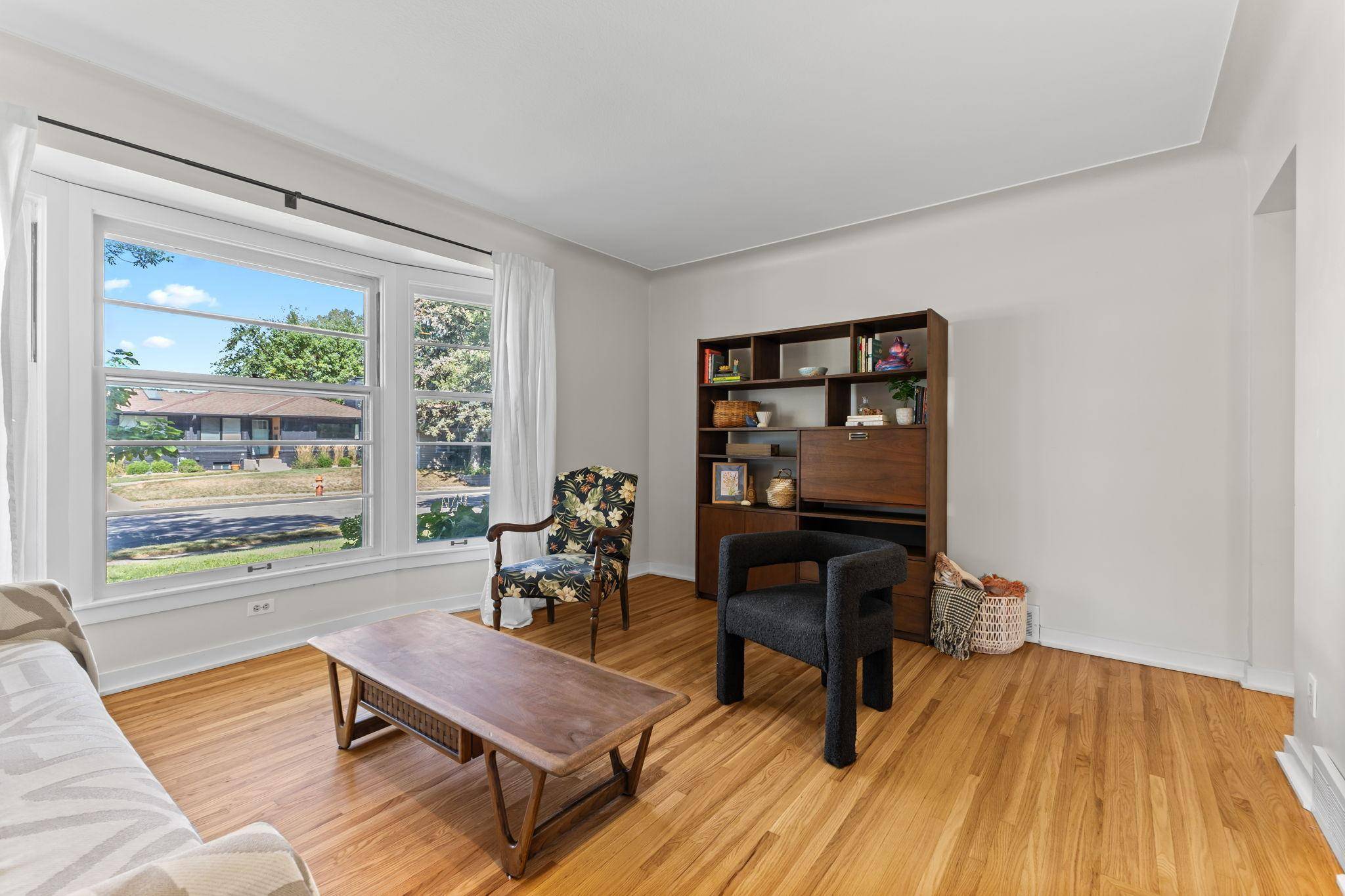 5821 Irving AVE S, Minneapolis, MN 55419