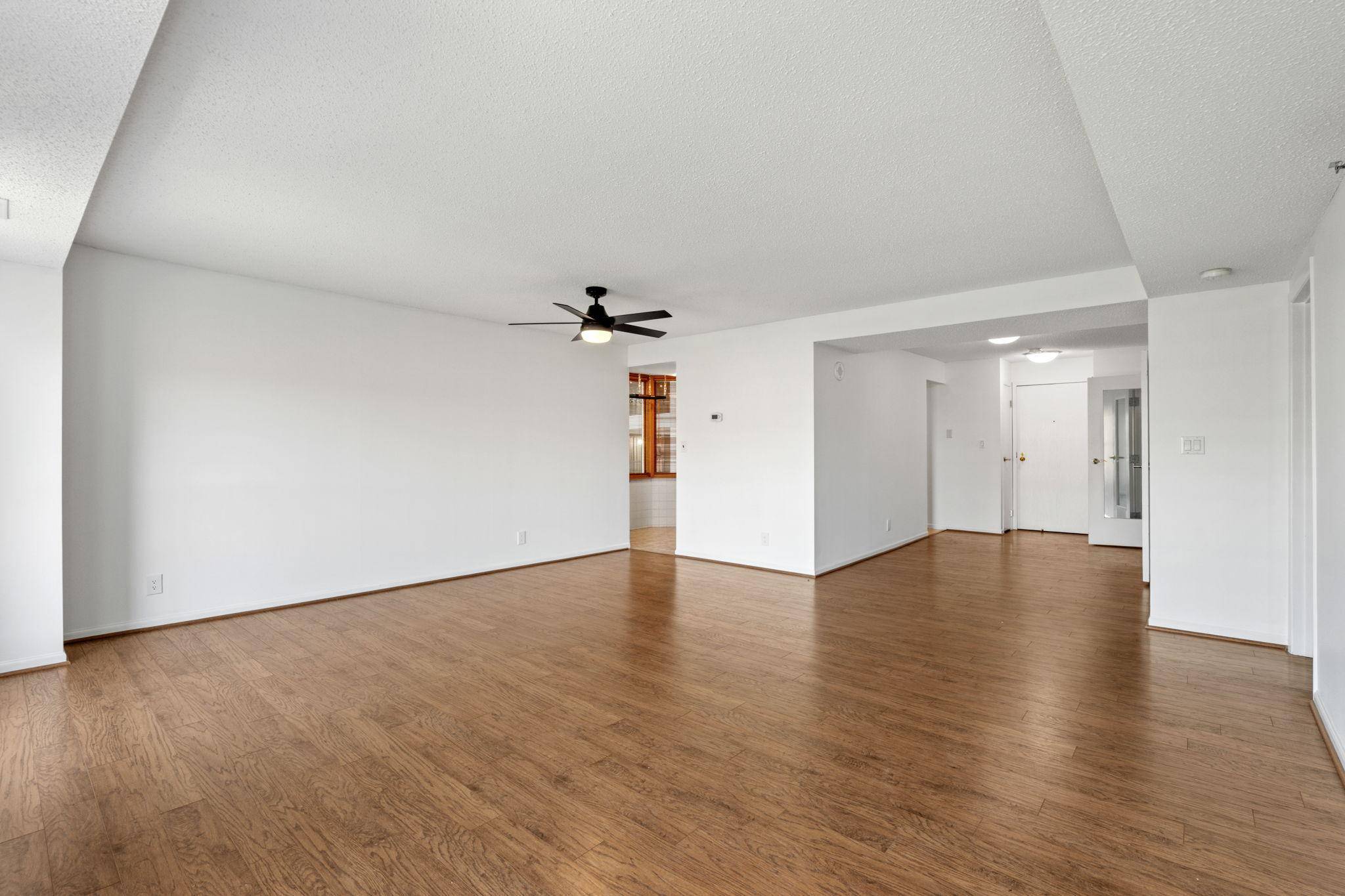198 6th ST E #501, Saint Paul, MN 55101